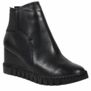 NEW J. RENEE women's nagetta ankle booties in black leather